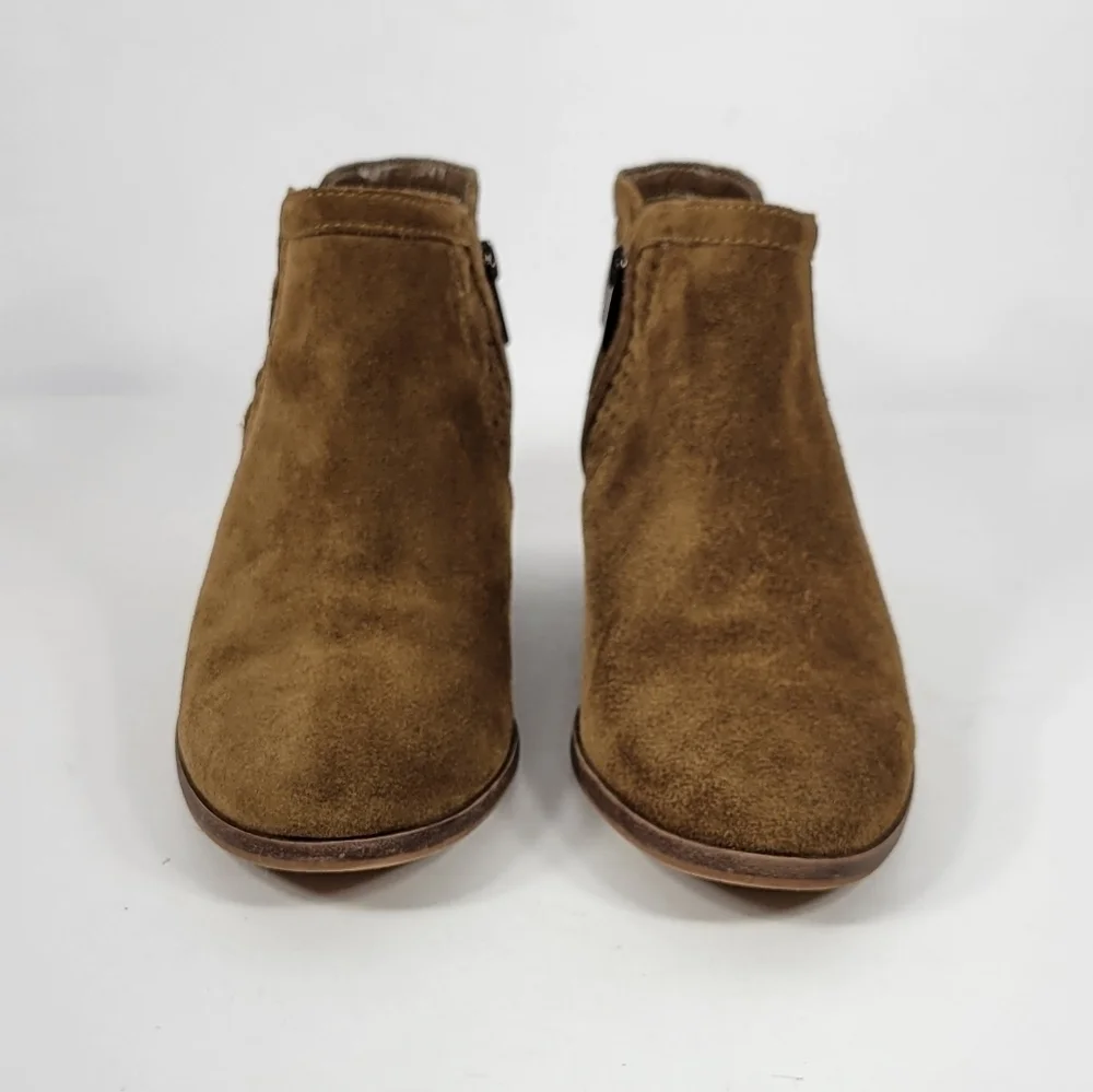 Vince Camuto Suede Booties #349 Size 9.5M
